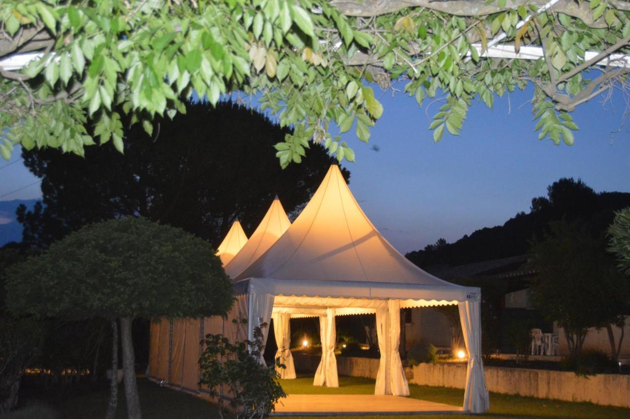 Espace Loisirs Hotel Saint-Martin-dʼArdèche Eksteriør billede